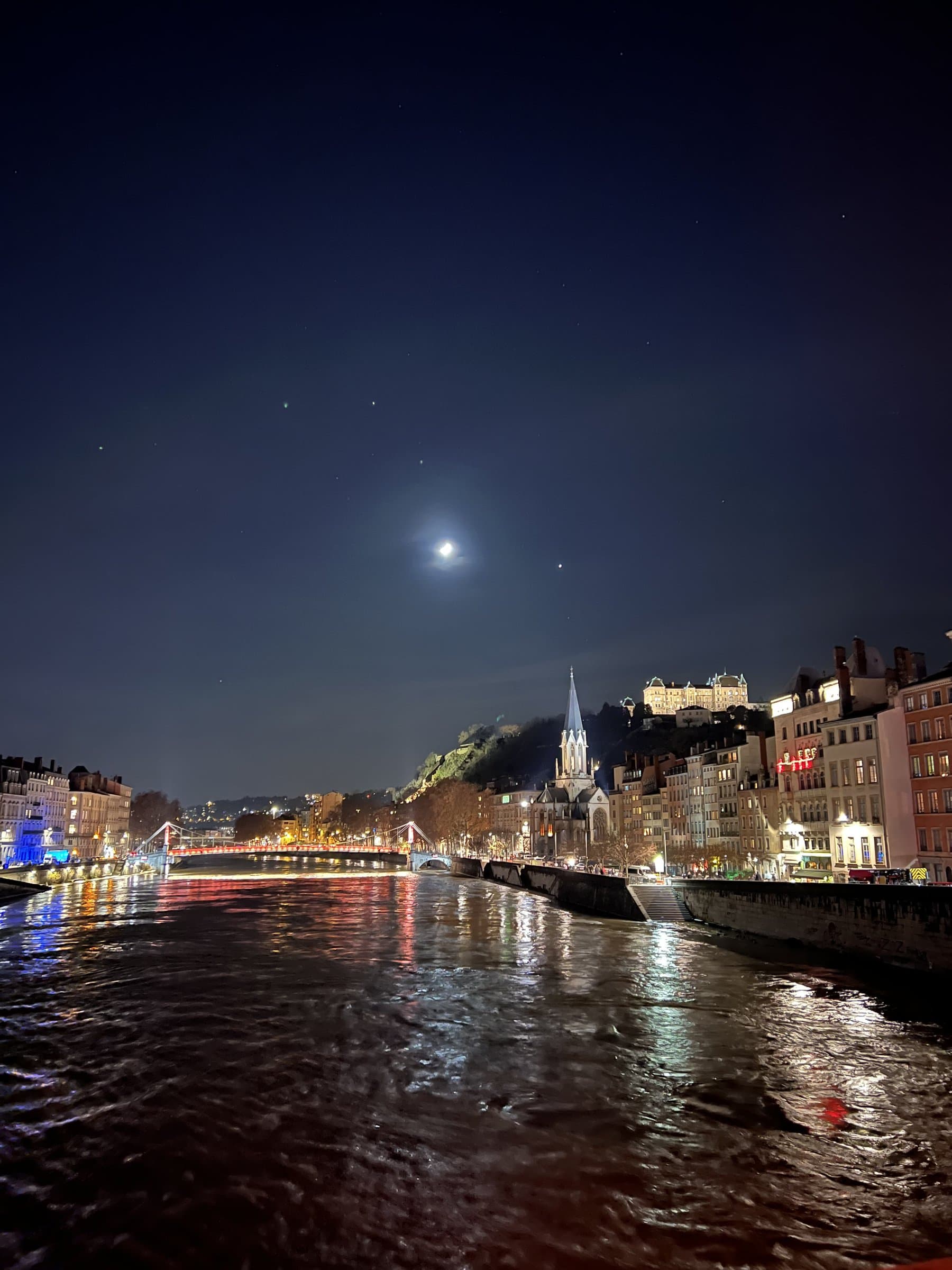 Lyon le soir