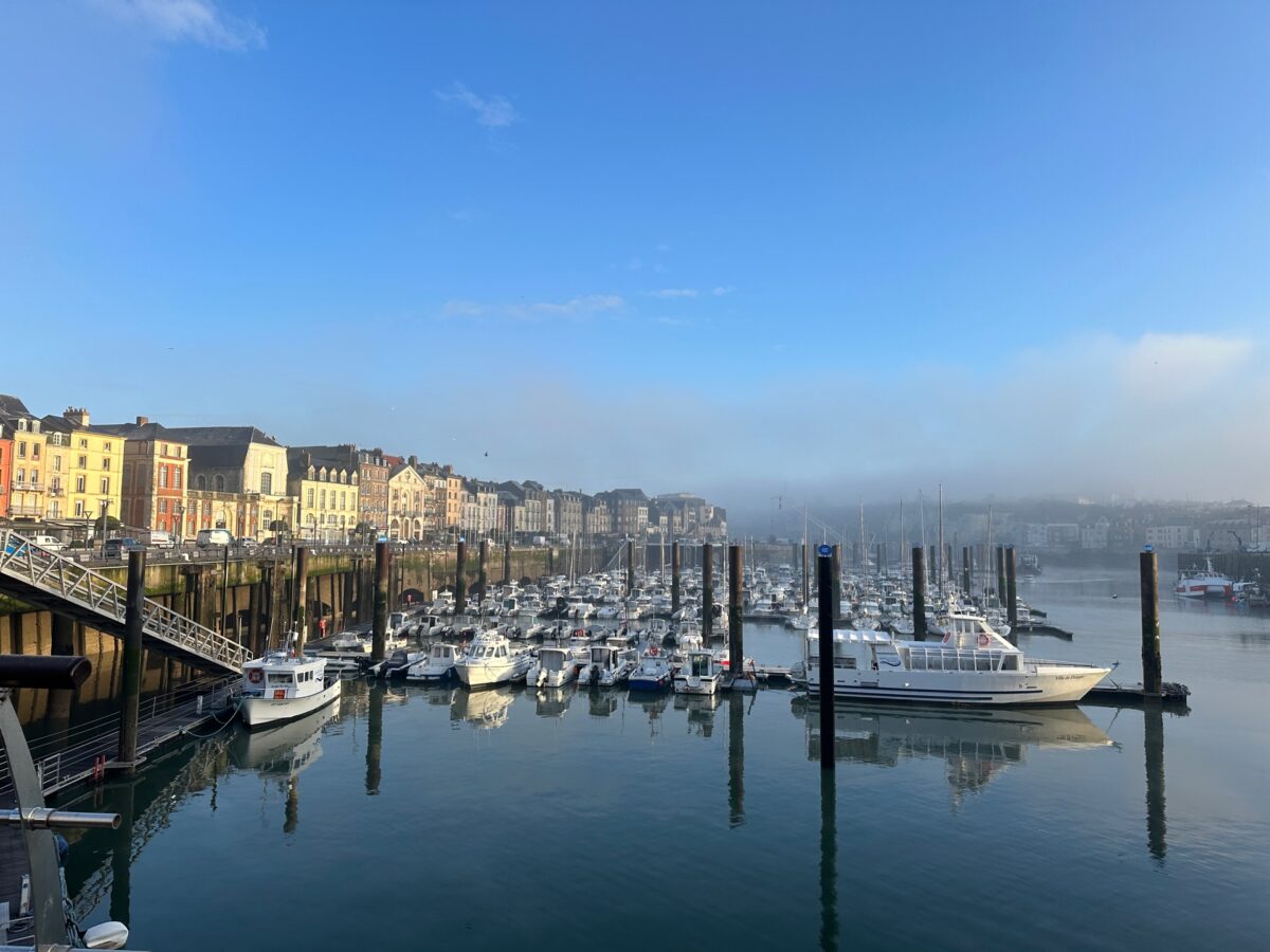 Le port de Dieppe le matin