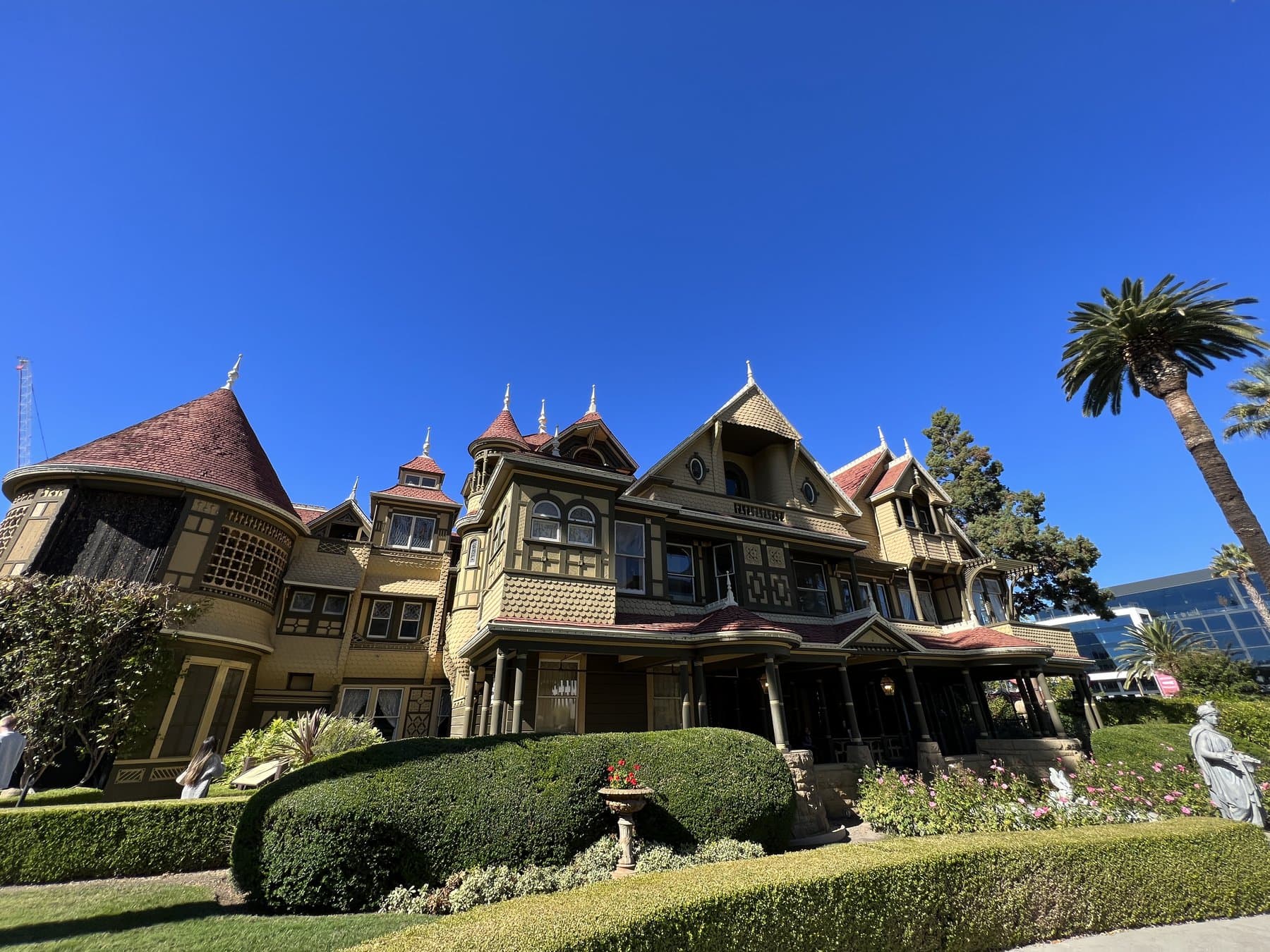 outside front of Winchester Mansion, San Jose