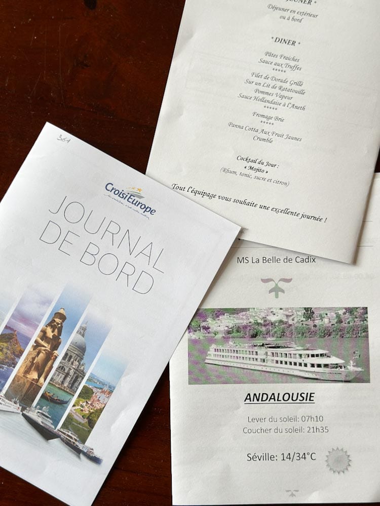 journal de bord et menu CroisiEurope