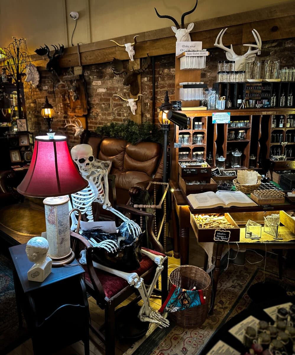 boutique Shadow & Soul Emporium & Tea lounge à Keene New Hampshire