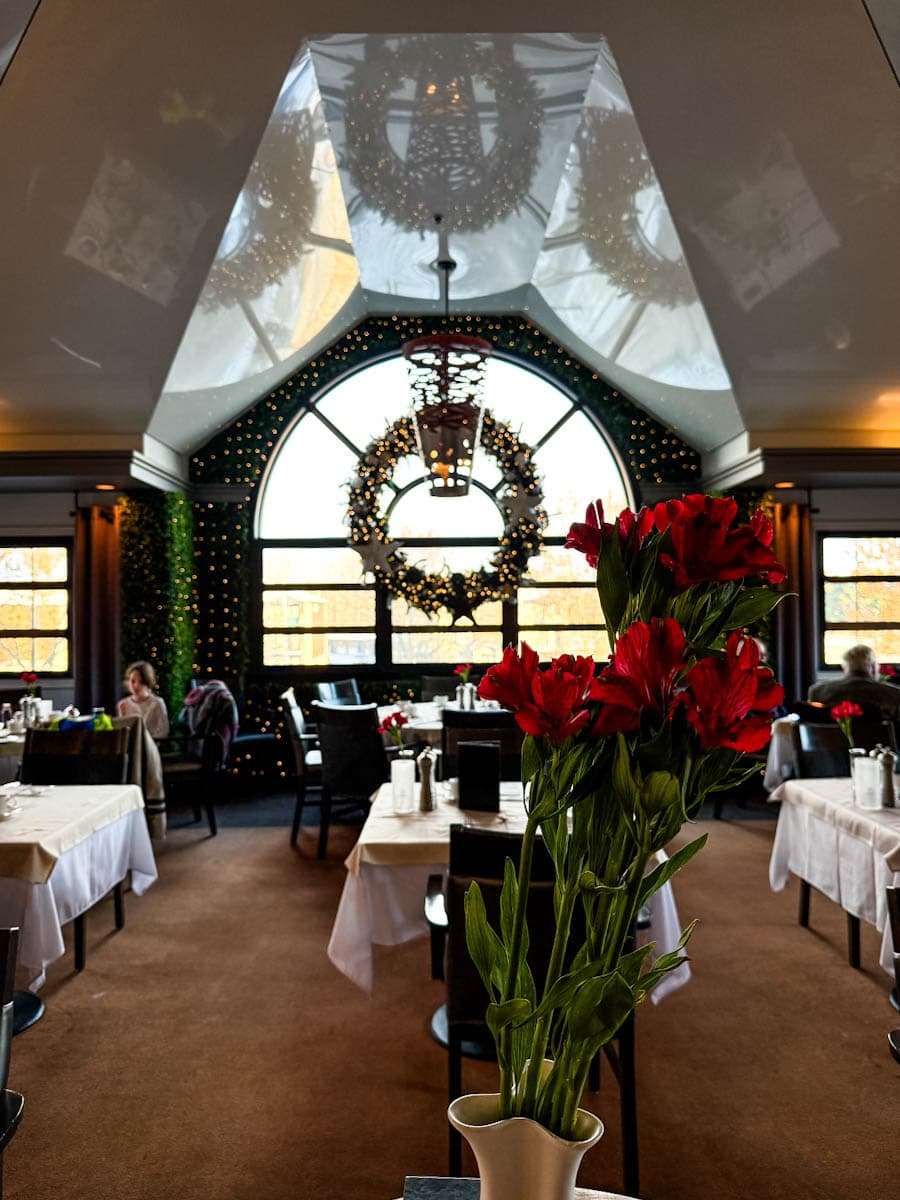 salle à manger de l'Auberge Godefroy, Bécancour, temps des Fêtes