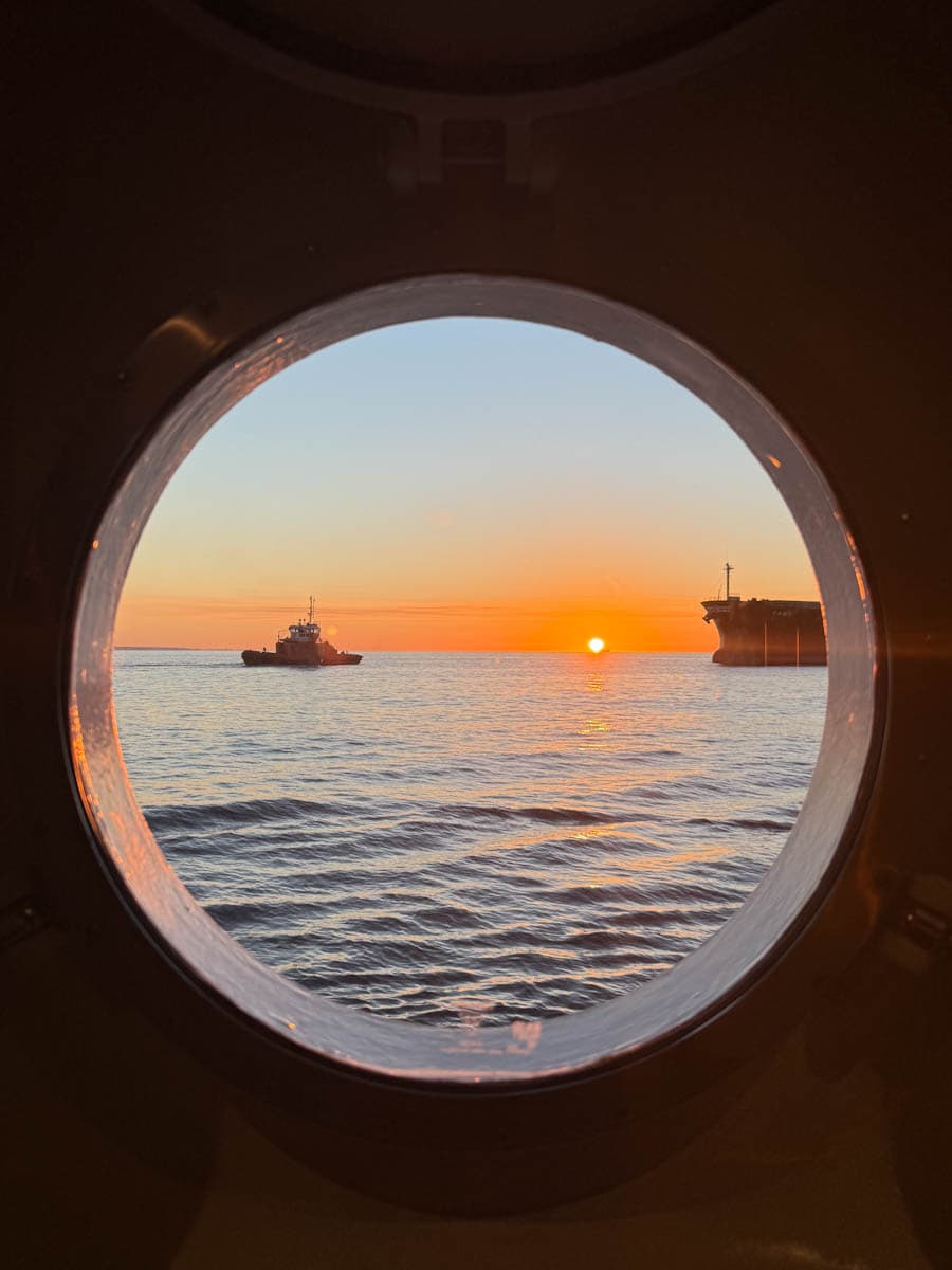 vue du hublot cabine de bateau de croisière