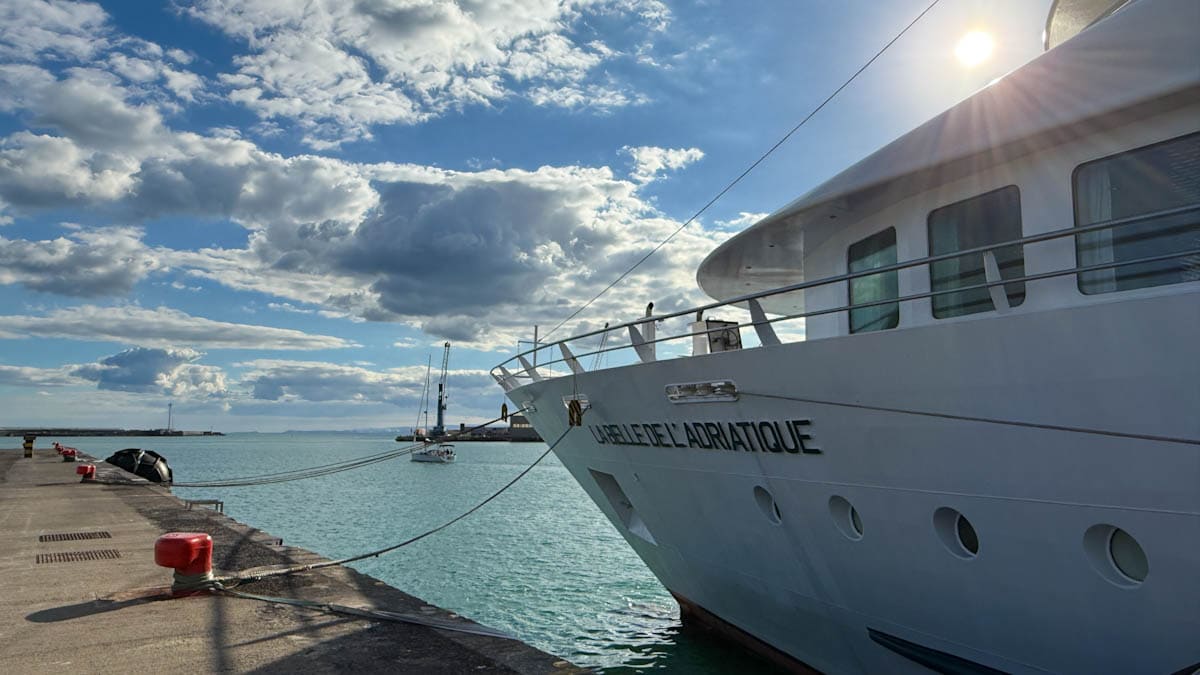 bateau La belle de l'Adriatique de Croisieurope dans le port de valette