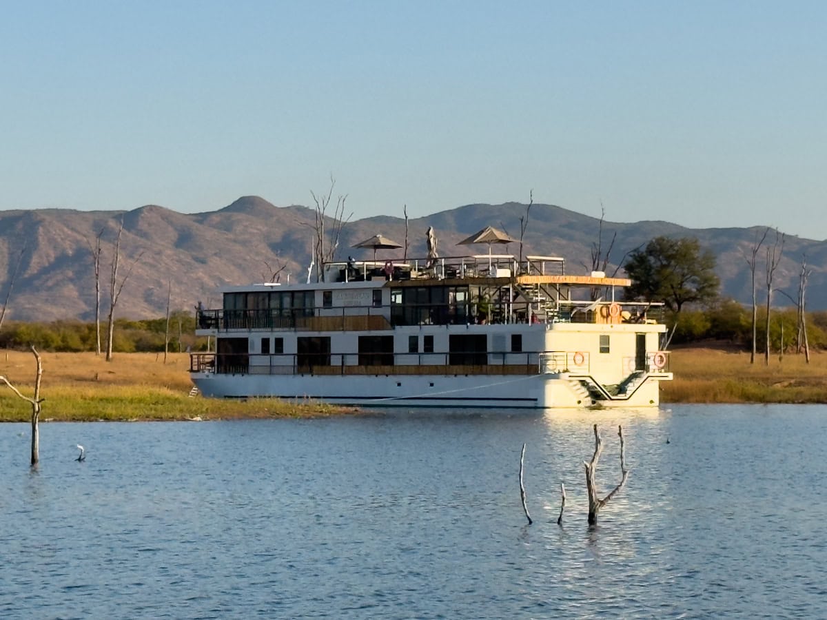 Zimbabwean Dream CroisiEurope vu du lac Kariba