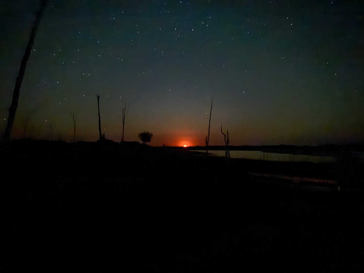 coucher de lune sur le lac Kariba